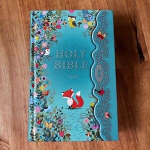 International Children's Bible Blessed Garden‎ Bible Hardcover by Thomas Nelson